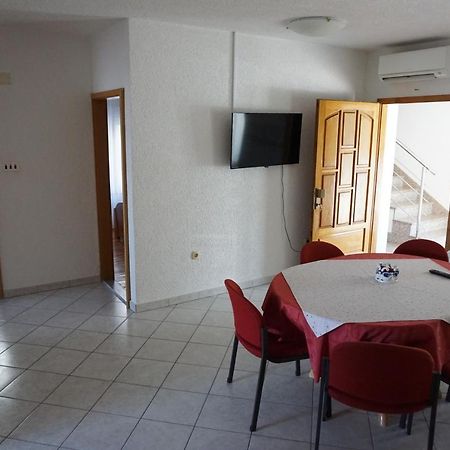 Spacious Comfort Apartment Duće Kültér fotó