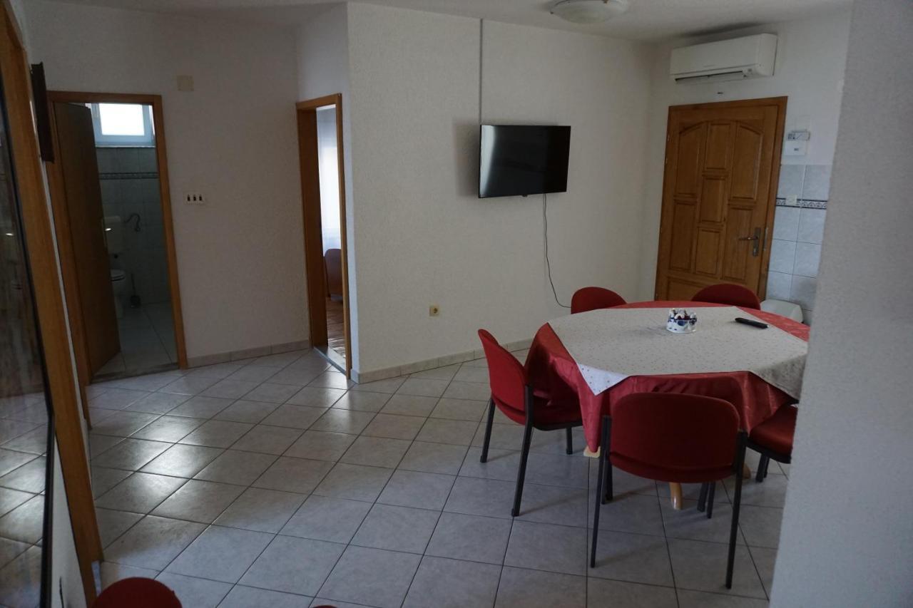 Spacious Comfort Apartment Duće Kültér fotó