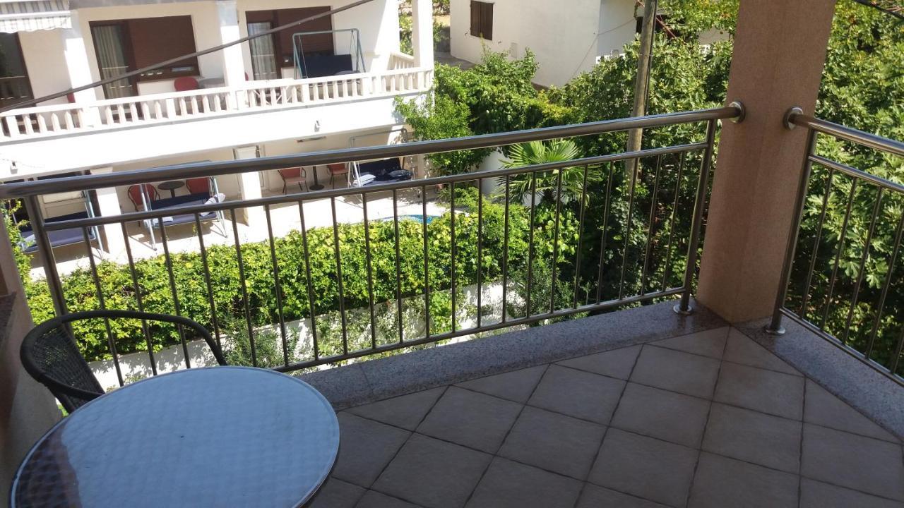 Spacious Comfort Apartment Duće Kültér fotó
