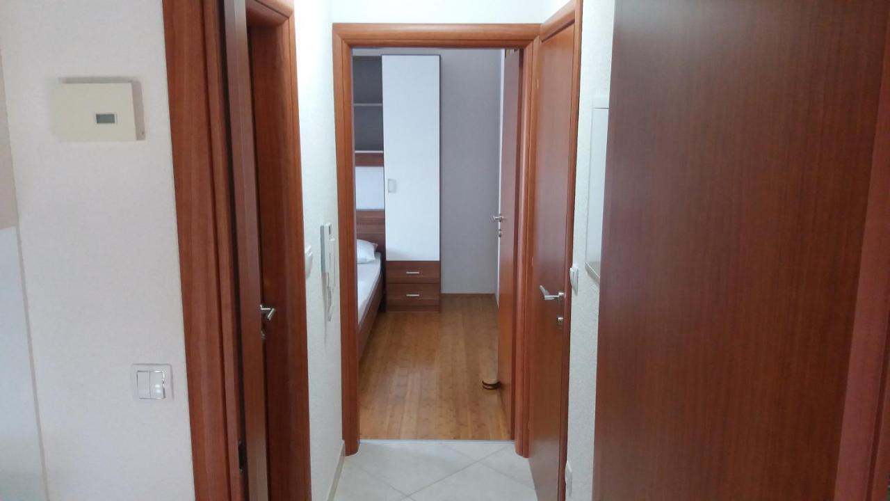 Spacious Comfort Apartment Duće Kültér fotó